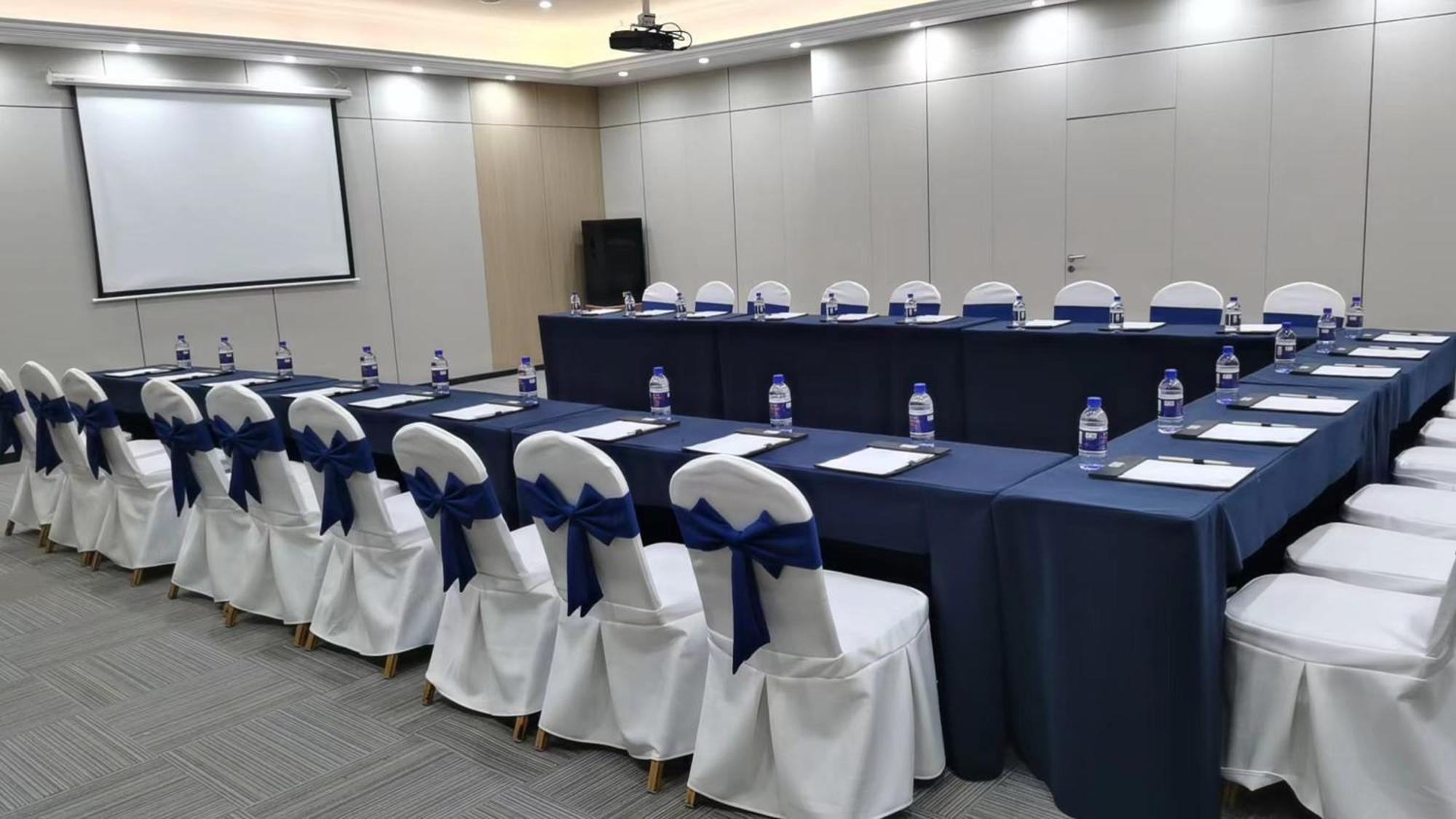 Holiday Inn Express Chengdu Tianfu Square By Ihg - Chunxi Road And Kuanzhai Alley Zewnętrze zdjęcie