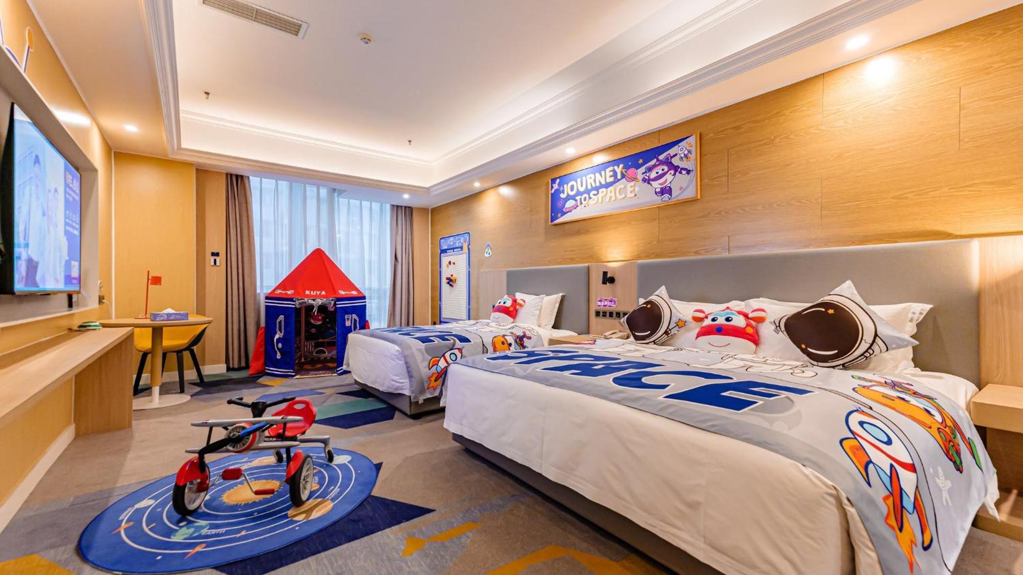 Holiday Inn Express Chengdu Tianfu Square By Ihg - Chunxi Road And Kuanzhai Alley Zewnętrze zdjęcie